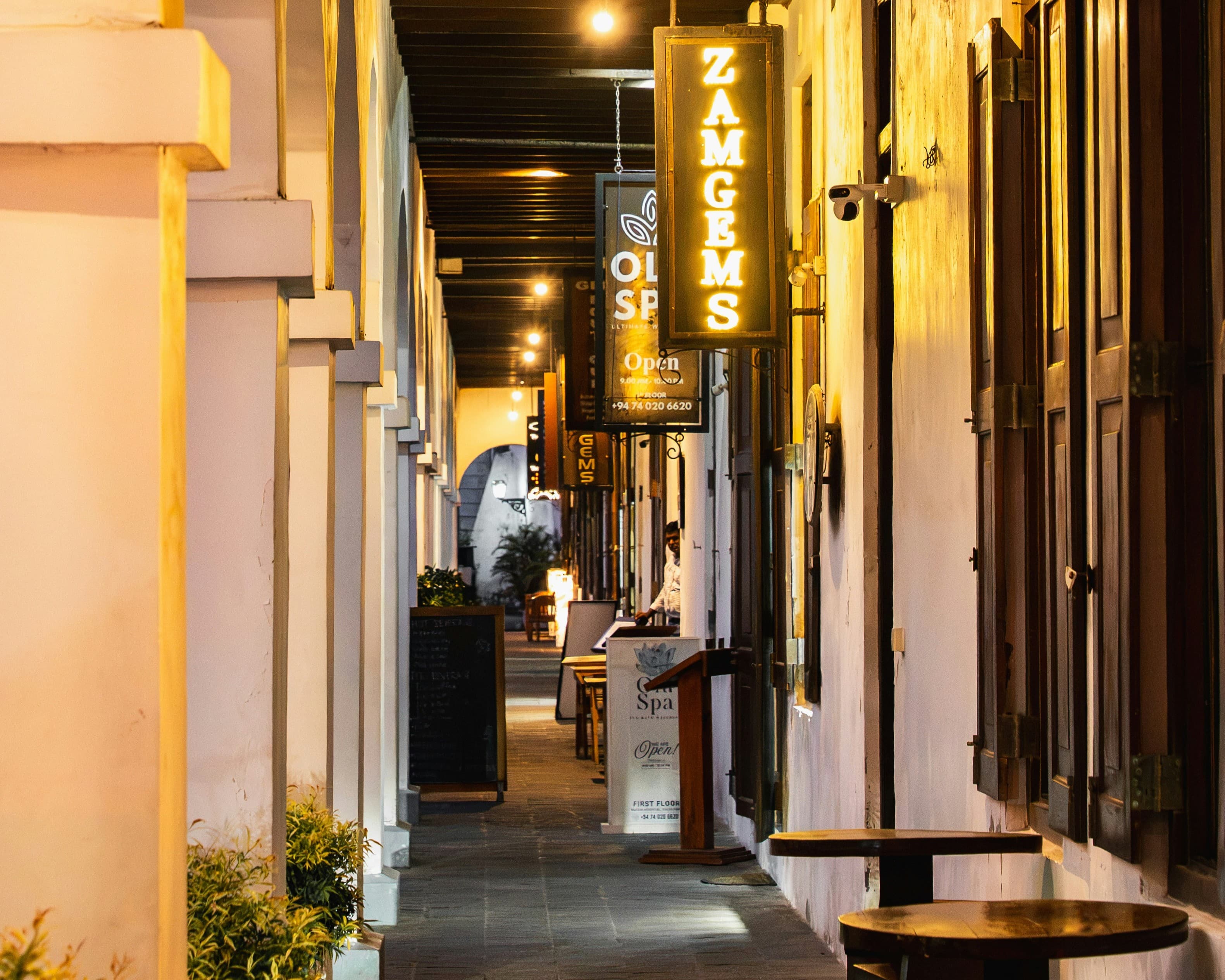 Galle Fort Food Guide: Cafés, Local Food & Dining Experiences