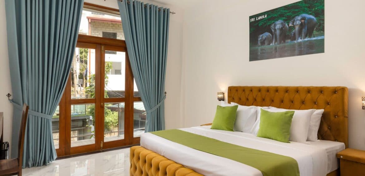 Deluxe Mountain View Room at Sunset Heaven