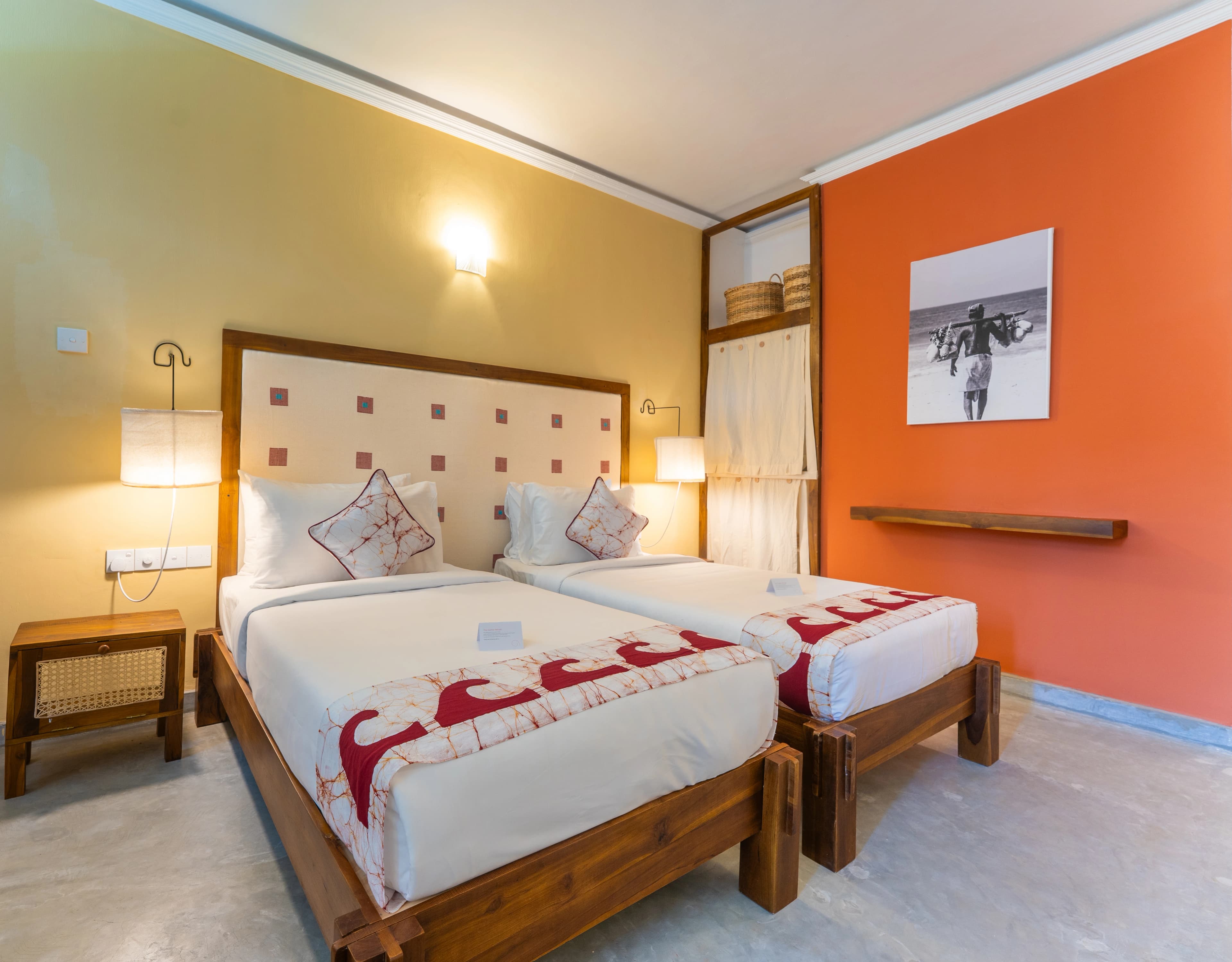 Deluxe Twin Room at Surfing Elephant